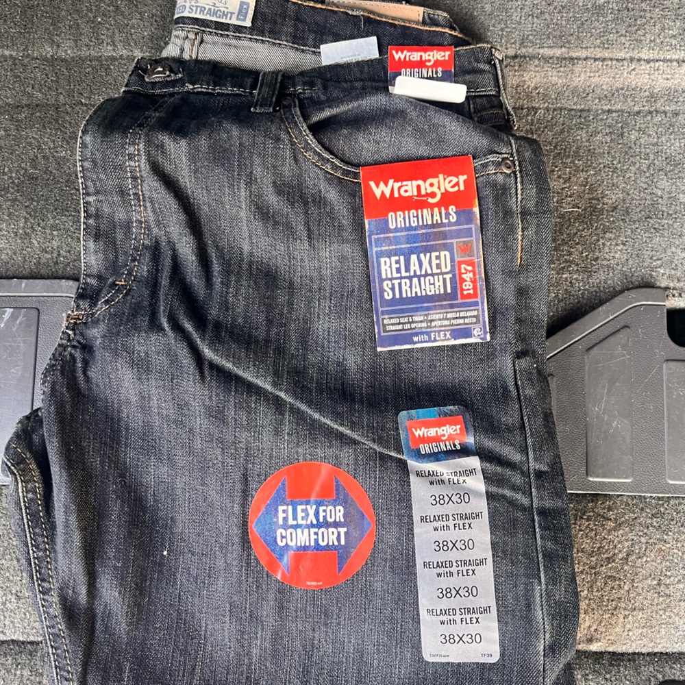 Wrangler Men's Dark Blue Jeans